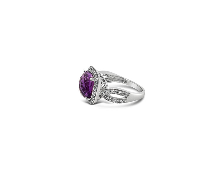 (REF 1613) 0.55ct Diamond Amethyst 4.19ct Ring (18ct White gold)