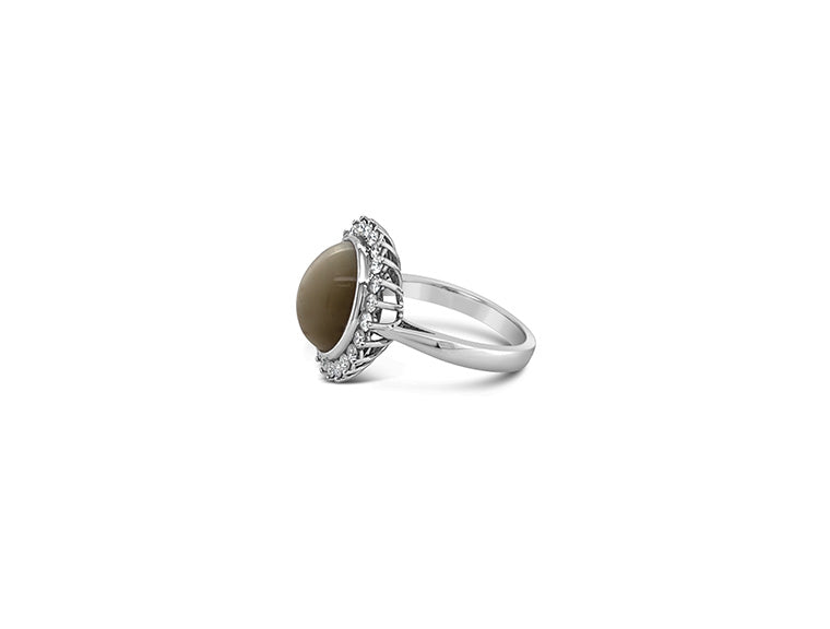 (REF 1616) 0.85ct Diamond 8.38ct Tiger Eye Dress Ring (18ct White gold)