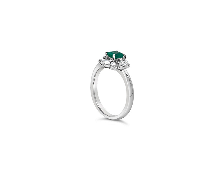(Ref 1763) 0.36ct Emerald Cut 0.35 Diamond Ring (Platinum)