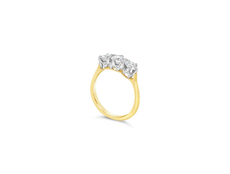 (Ref 1811) 0.90cts Ring 3 Stones Diamond (18ct Yellow Gold)