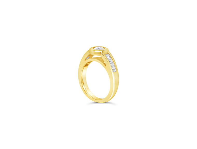 (Ref 1853) 0.98ct Diamond Solitaire Ring (18ct Yellow Gold)