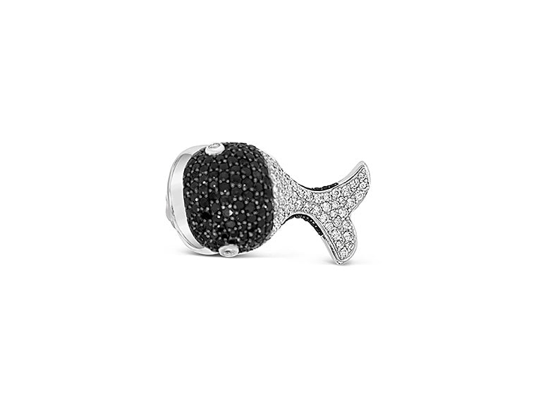 (Ref 1919) 7cts Black/White Diamonds Whale Dress Ring (18ct White Gold)