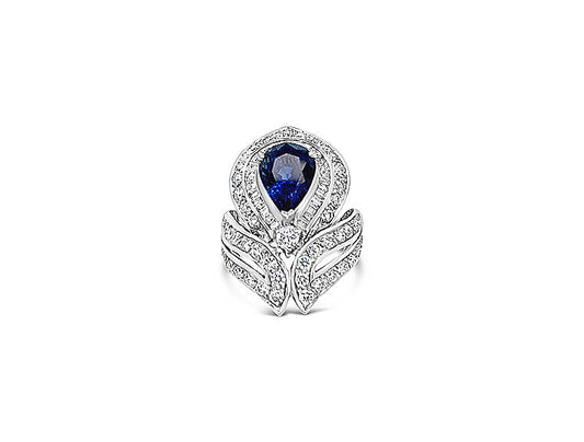 (REF 1938) 2cts Diam 3.83cts Sapphire Diamond Dress Ring (18ct white gold)