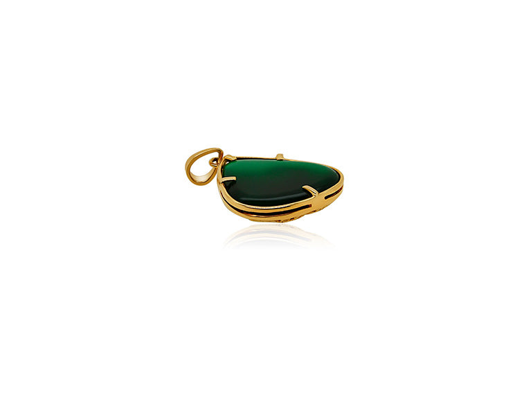 0.2cts Pendant Jade and Diamond (18ct Yellow Gold)