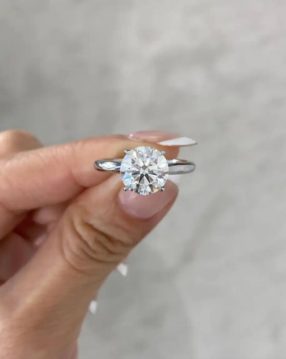 Round brilliant lab-grown diamond solitaire engagement ring in white gold