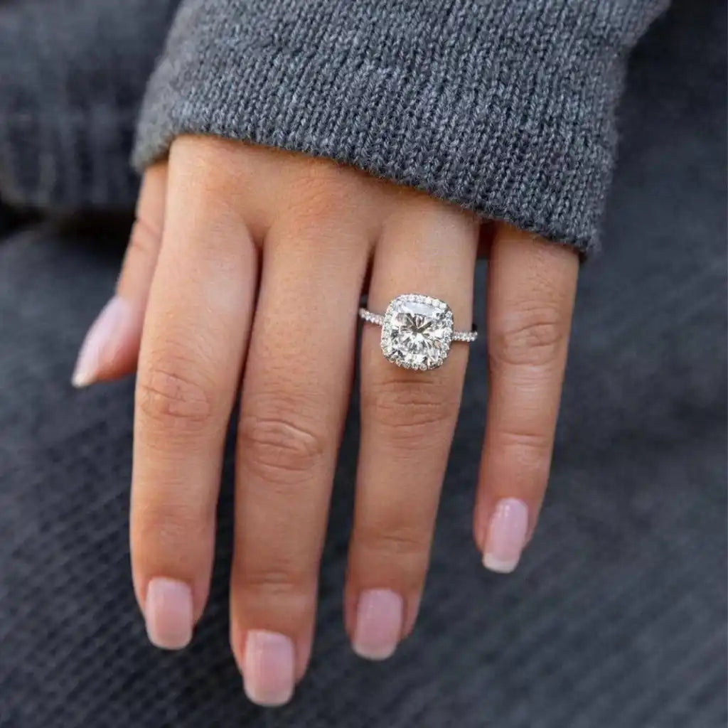 Natural diamond platinum engagement ring with classic design