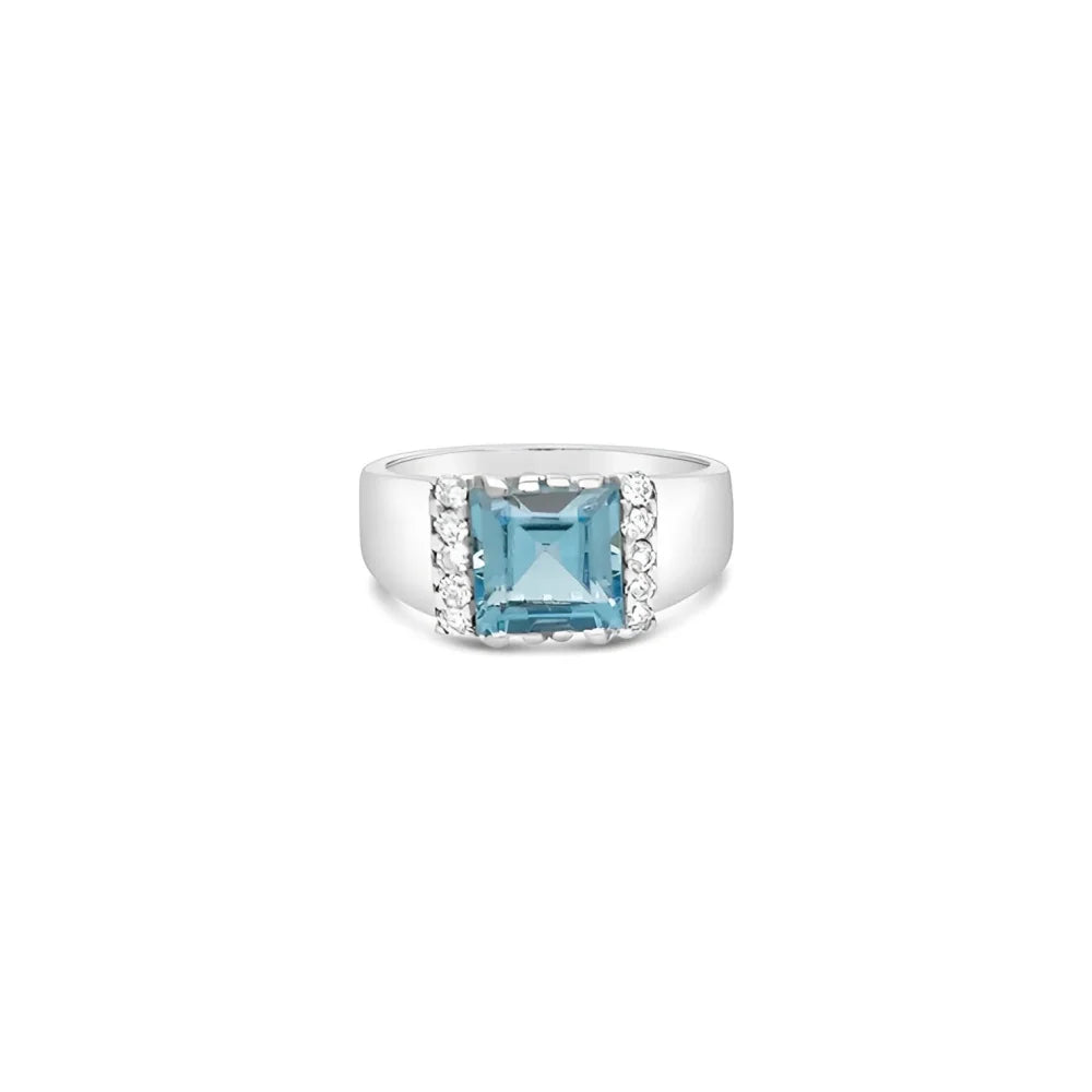 (Ref 1823) Blue Topaz and Diamond Ring (18ct White Gold)