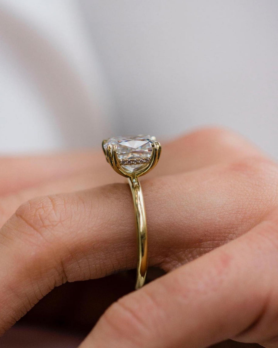 Ethically created lab grown diamond jewellery including rings, earrings and pendants