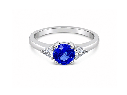 0.75ct Tanzanite & 0.16ct Diamond Trilogy Ring – 18ct White Gold