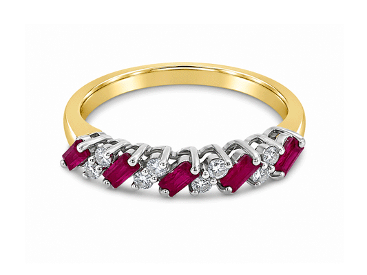 Ruby & Diamond Ring – 18ct Yellow Gold