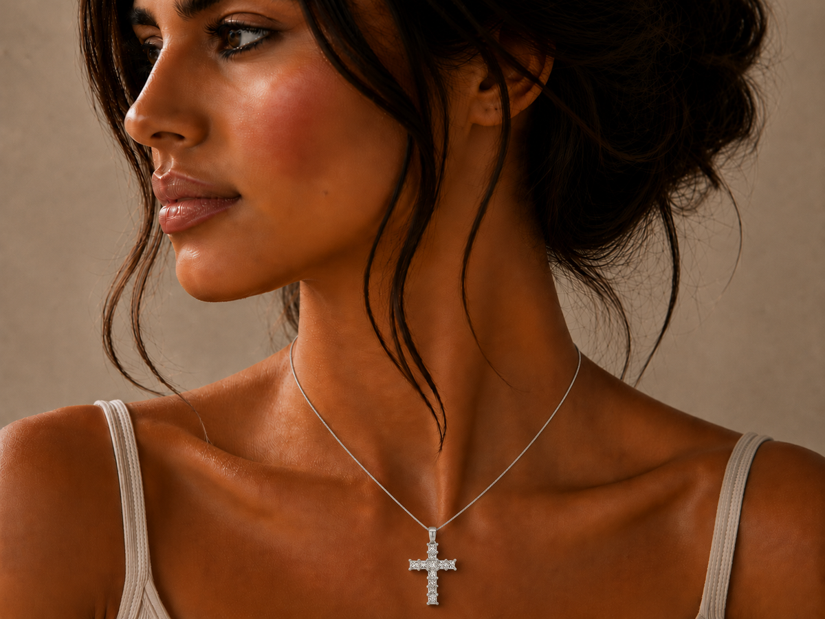 0.95ct Princess Cut Diamond Cross Pendant in 18ct White Gold
