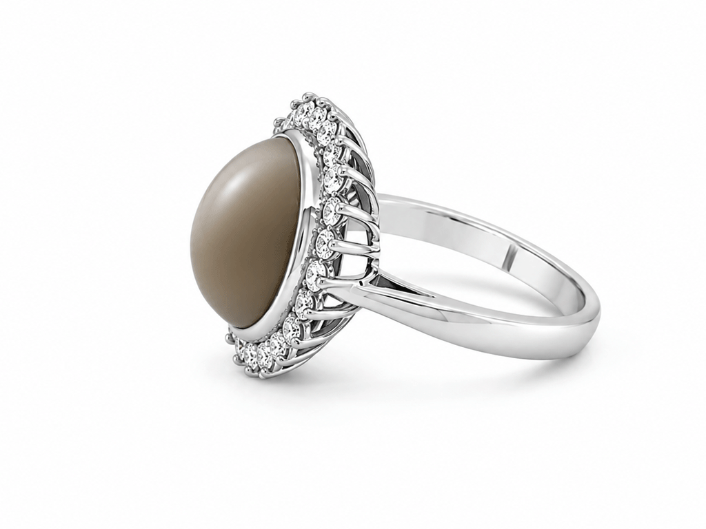 8.38ct Tiger Eye & 0.85ct Diamond Dress Ring – 18ct White Gold