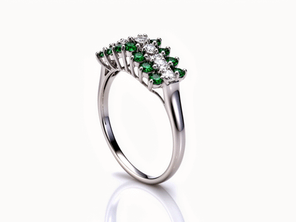 0.65ct Emerald & Diamond Ring – 14ct White Gold