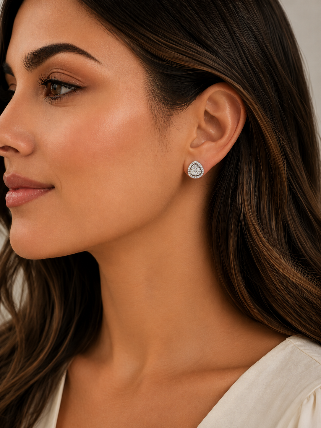 1ct Pear Diamond Earrings – 9ct White Gold