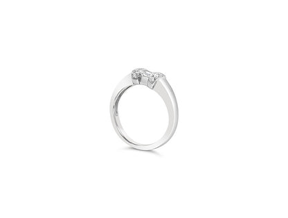 (Ref 1792) 0.30ct Solitaire Princess Cut Diamond Ring (Platinum)