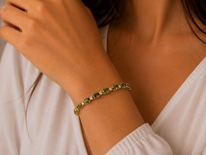 1.73ct Diamond & 13.39ct Green Tourmaline Tennis Bracelet in 18ct Yellow Gold