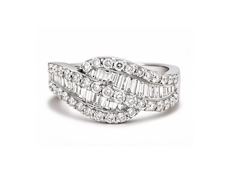 1.05ct Baguette & Brilliant Diamond Ring – 18ct White Gold