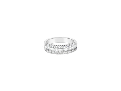 (Ref 1856) 0.33ct Baguette Diamond Ring Brill 0.31ct (18ct White Gold)
