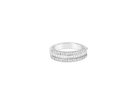 (Ref 1856) 0.33ct Baguette Diamond Ring Brill 0.31ct (18ct White Gold)