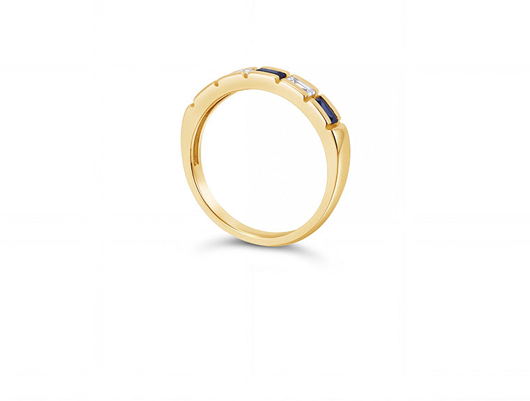 Sapphire and Diamond Ring - 9ct Yellow Gold