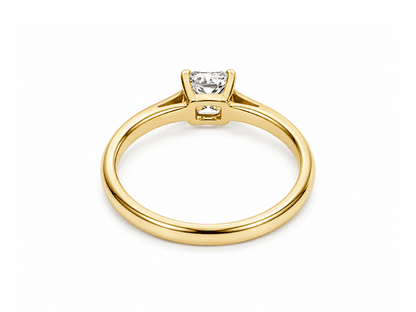 0.25ct Princess Cut Solitaire Diamond Ring – 18ct Yellow Gold