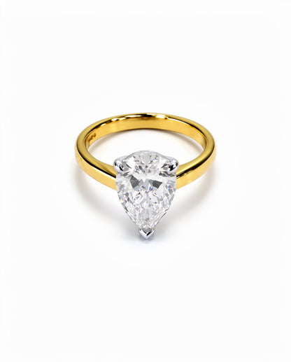 2.75cts Lab Diamond Pear Shape Ring - 18ct Yellow Gold