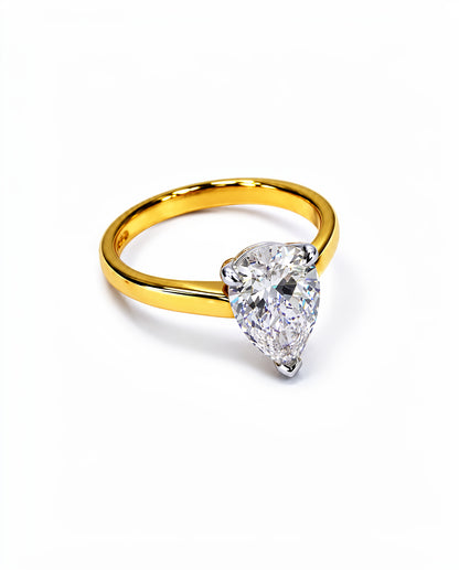 2.75cts Lab Diamond Pear Shape Ring - 18ct Yellow Gold