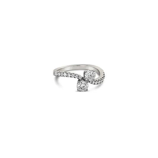 (REF 1430) 0.85ct Diamond Twist Ring (18ct White Gold)