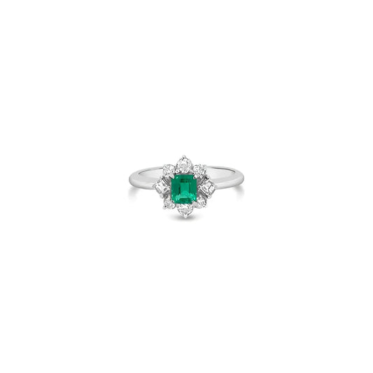 (Ref 1763) 0.36ct Emerald Cut 0.35 Diamond Ring (Platinum)
