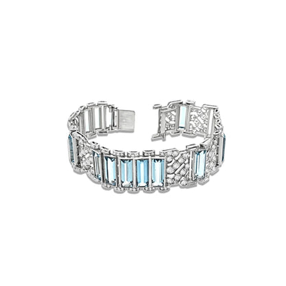 (Ref 1812) 5.50cts Aquamarine 1.80ct Diamond Bracelet (18ct White Gold)